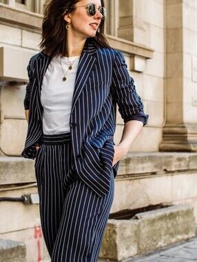 Aritzia Babaton Demy Navy Blue Stripe Blazer 90s Crepe Fabric Size 10